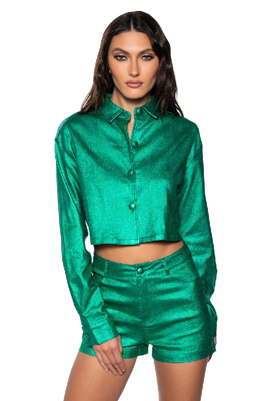 FEELING GOOD METALLIC BUTTON DOWN CROP BLOUSE